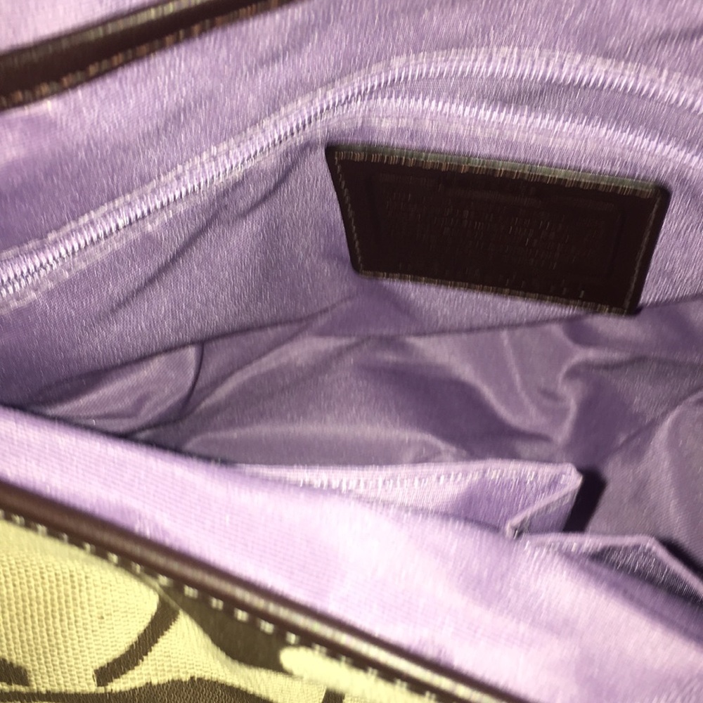 Purse - Picture 2 of 3